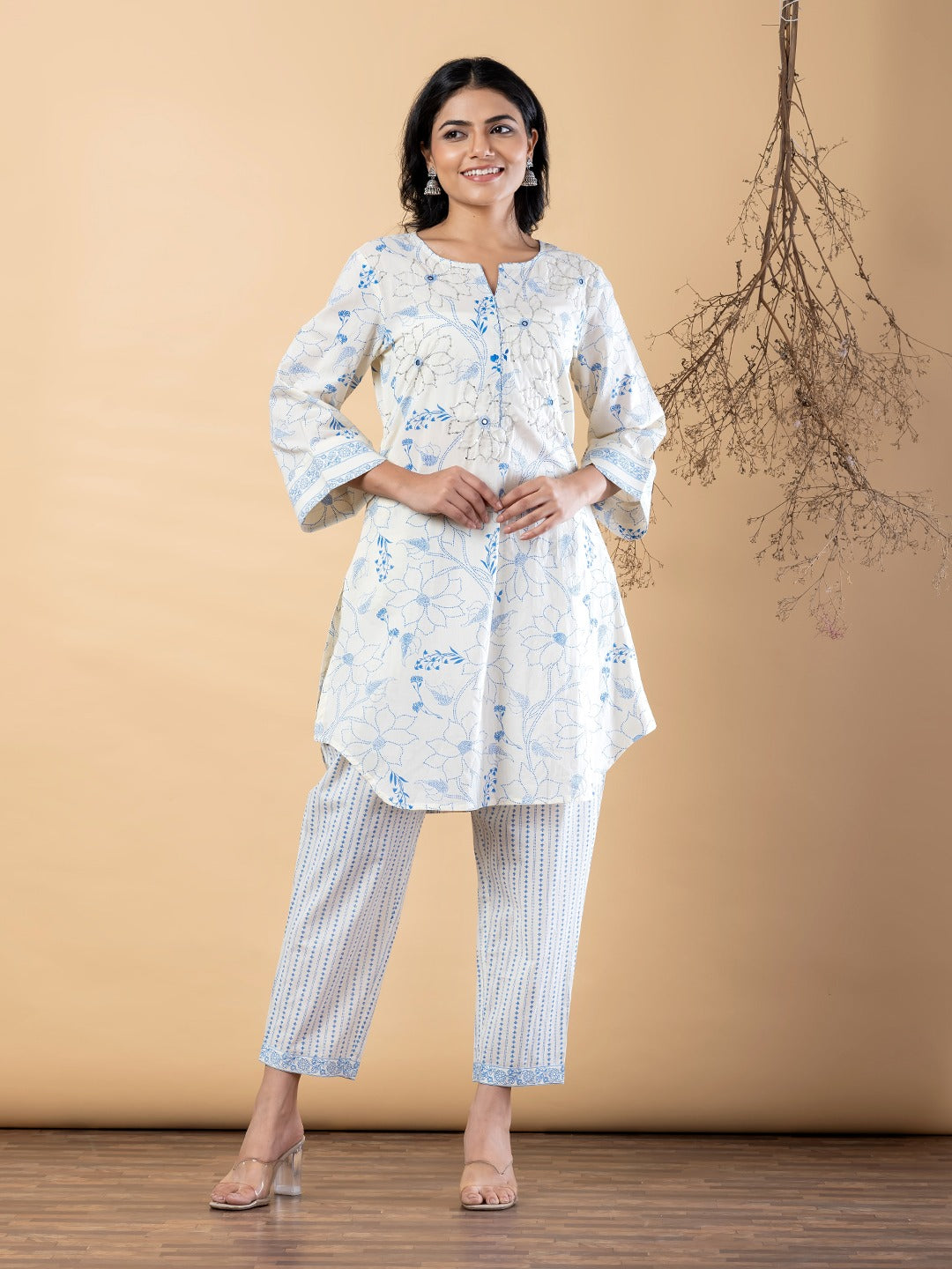 Women Floral Printed Cotton Kurta Pant Set | 3/4 Sleeve Casual Ethnic Wear | Blue & White