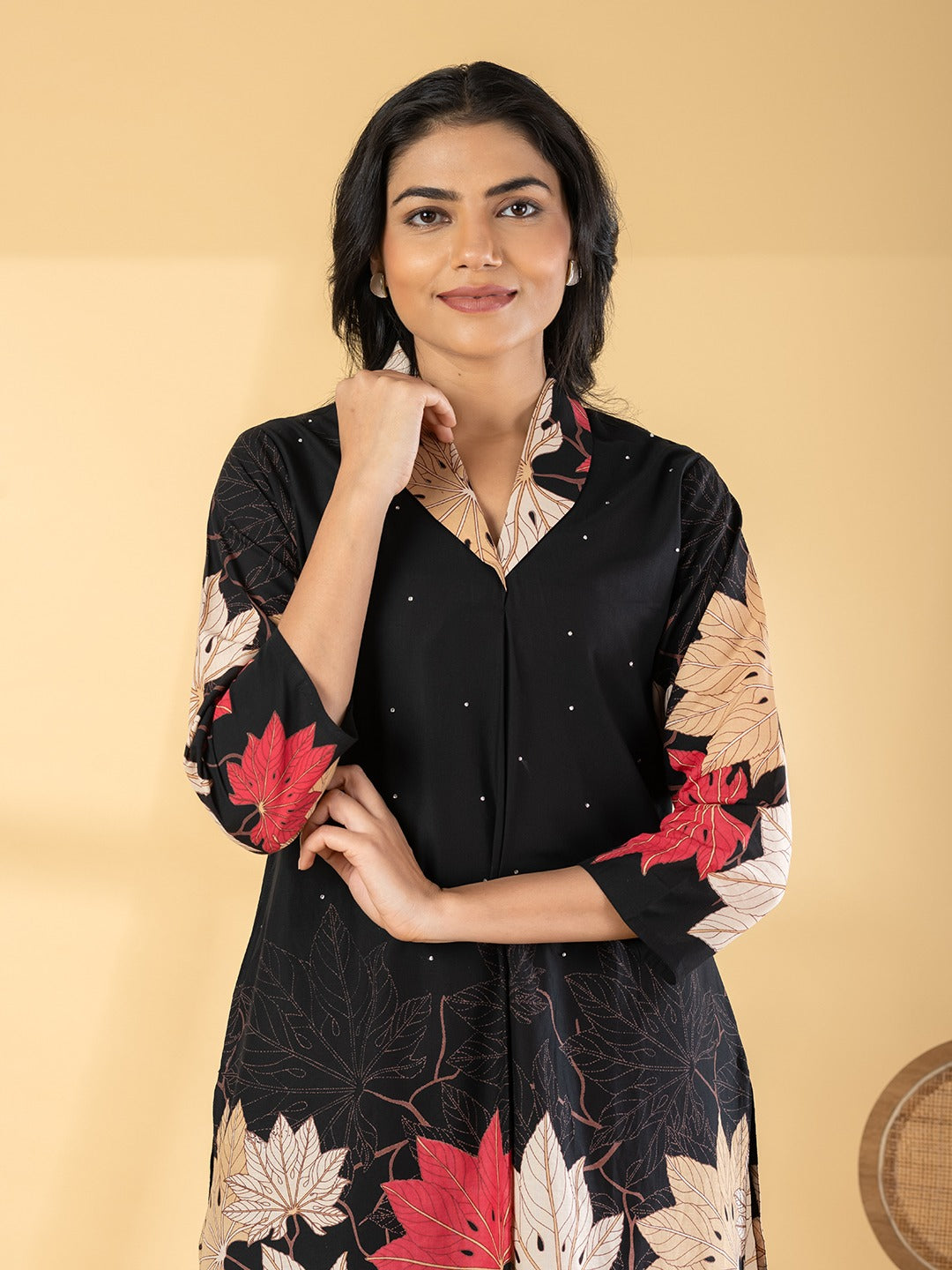 Black Floral Printed Kurta Set with Straight Pants for Women