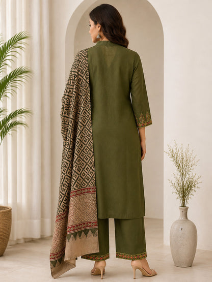 LA QAYARA Olive Green Ethnic Kurta Pant Set with Printed Dupatta