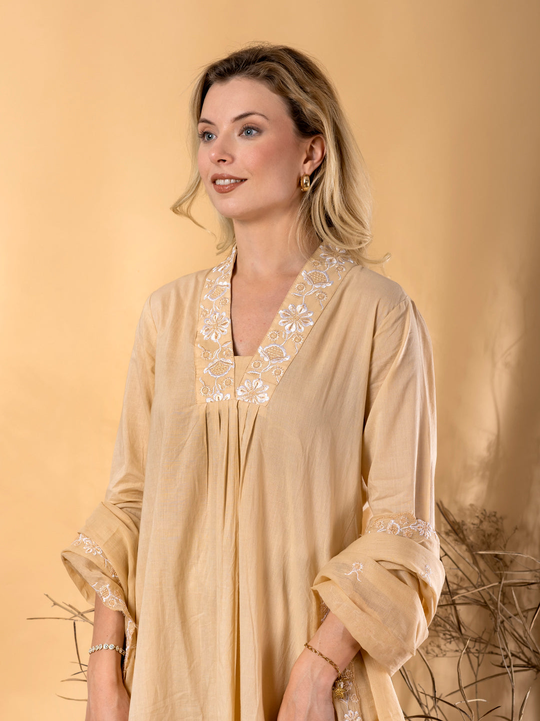 Women’s Beige Embroidered Cotton Kurta Set with Dupatta – Elegant Ethnic Wear
