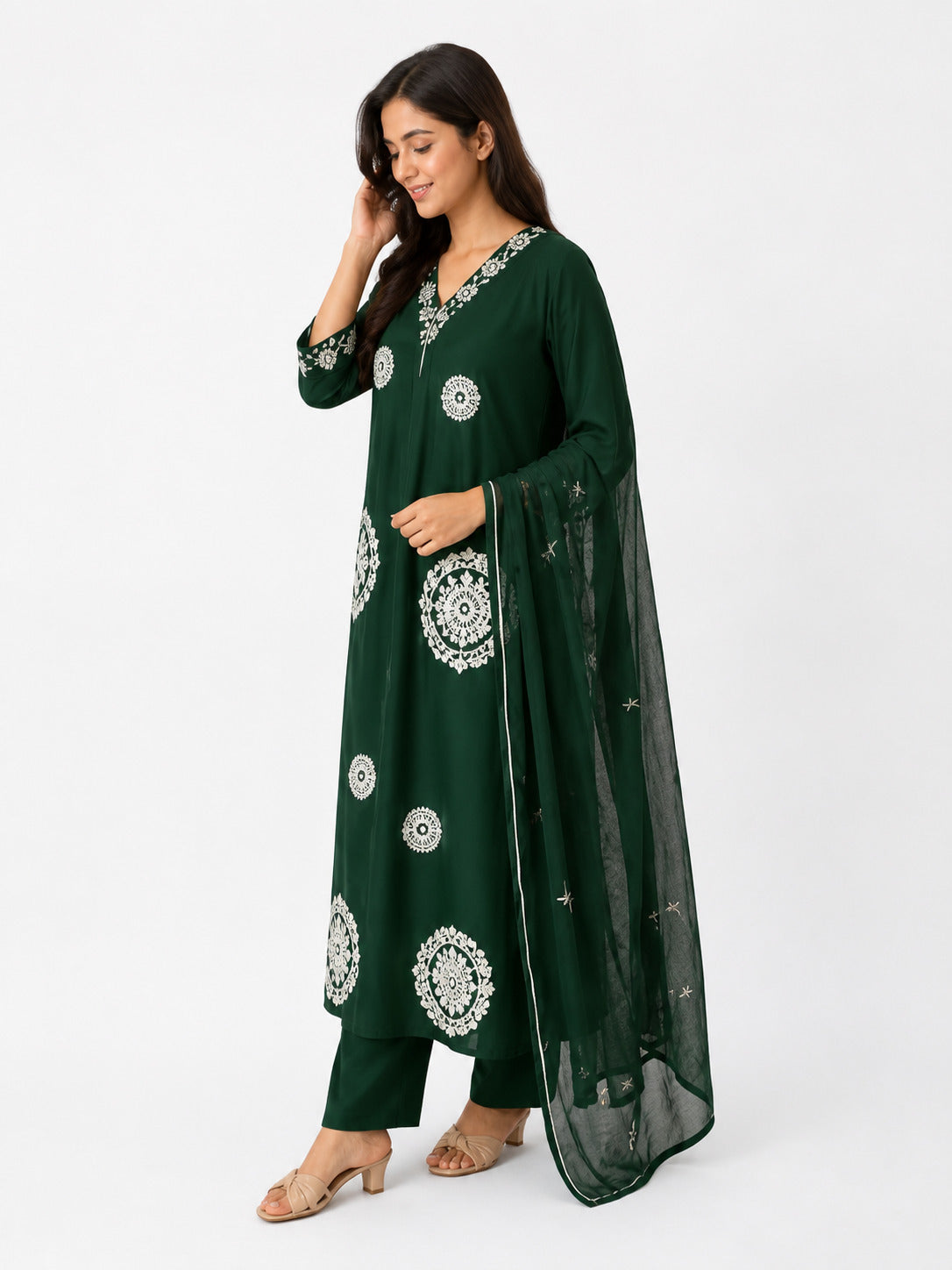 Women’s Dark Green Embroidered Kurta Set with Dupatta – Ethnic Straight Fit Suit