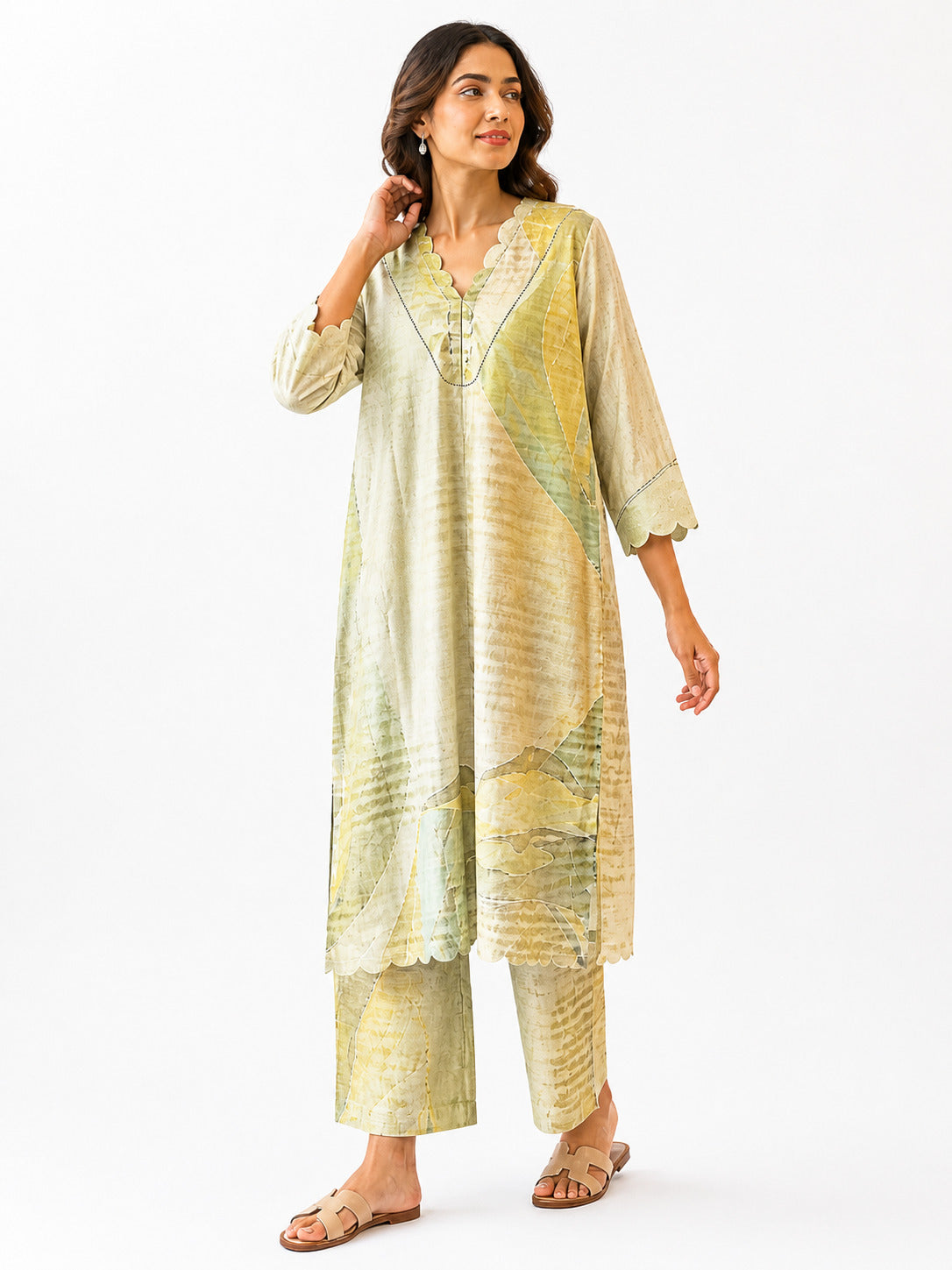 Elegant Pastel Printed Kurta Pant Set for Women – Scallop Neck Design