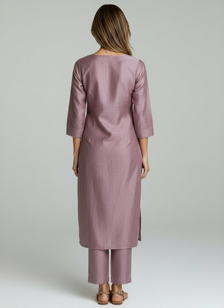 Laqayara Women Mauve Cotton Straight Kurta Set with 3/4 Sleeves – Elegant Daily Wear Outfit
