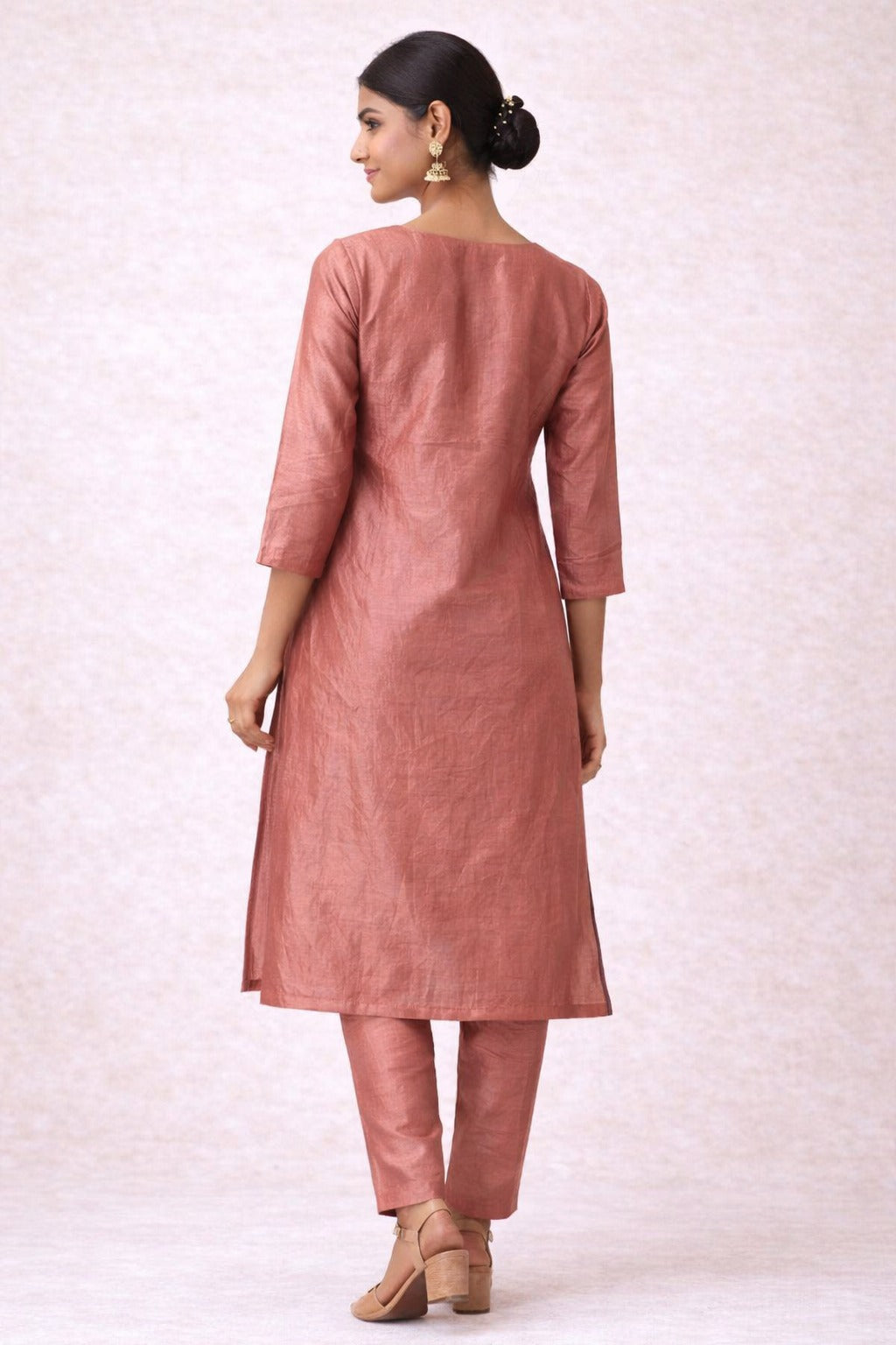 Elegant Rust Pink Kurta & Pant Set – Minimal Festive Wear