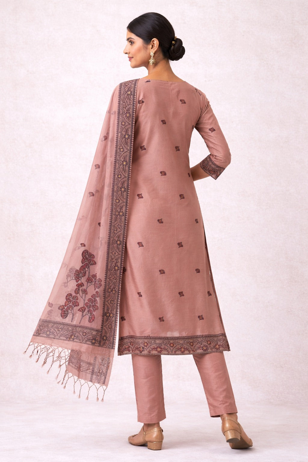 Elegant Pink Ethnic Kurta Pant Set with Printed Dupatta