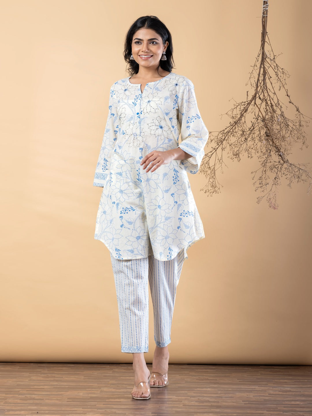 Women Floral Printed Cotton Kurta Pant Set | 3/4 Sleeve Casual Ethnic Wear | Blue & White