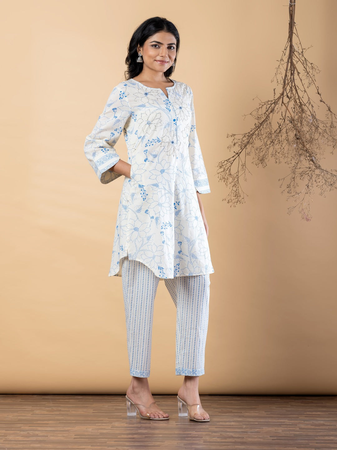 Women Floral Printed Cotton Kurta Pant Set | 3/4 Sleeve Casual Ethnic Wear | Blue & White