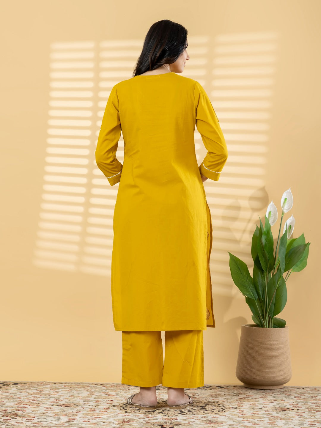 Women Yellow Printed Kurta with Pant Set | Straight Fit 3/4 Sleeve Ethnic Wear