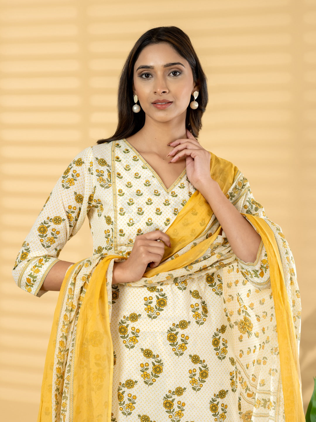 Women Floral Printed Cotton Kurta Pant Dupatta Set (Yellow & White)