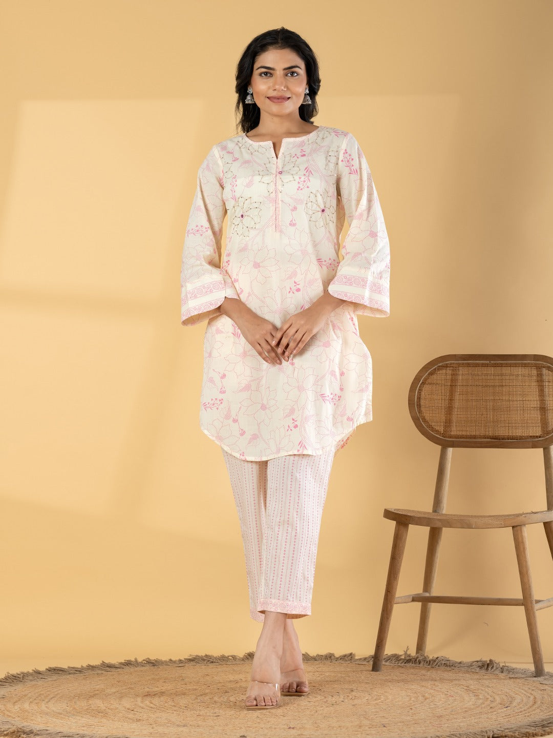 Women’s Beige Floral Printed Kurta Set with Straight Pants