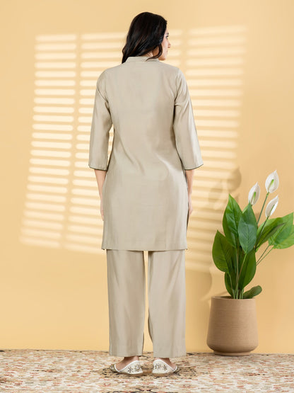 Beige Embroidered Kurta Set with Floral Appliqué & Straight Pants