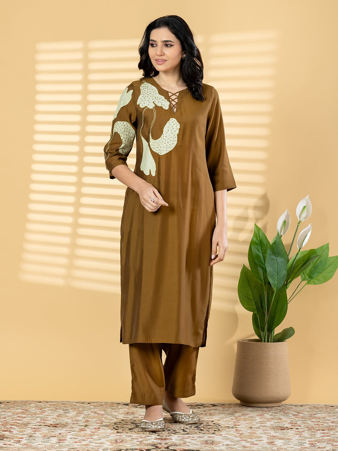 Elegant Brown Printed Kurta Set with Straight Pants for Women