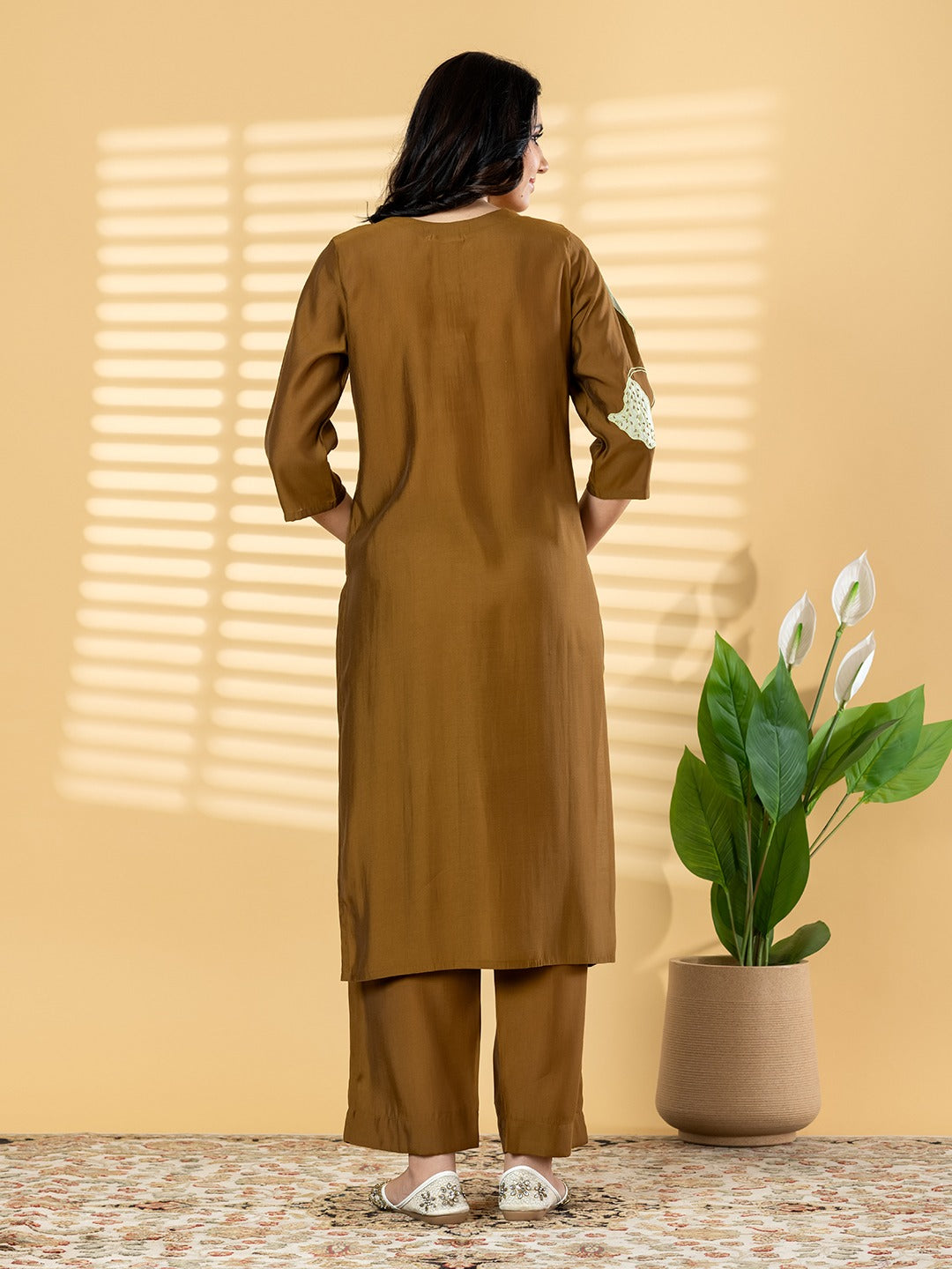 Elegant Brown Printed Kurta Set with Straight Pants for Women