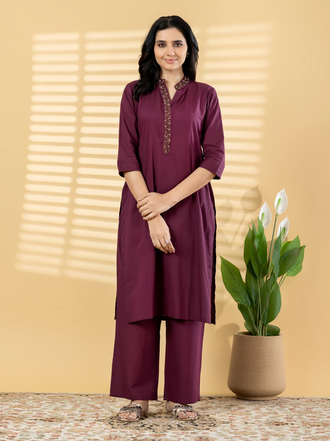 Women’s Maroon Kurta Set with Pants | Elegant Ethnic Wear | Festive & Casual Outfit