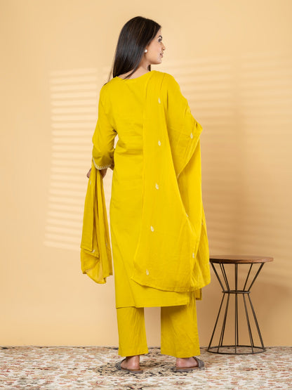 “Yellow Embroidered Kurta Set with Dupatta for Women – Floral Design Ethnic Wear”