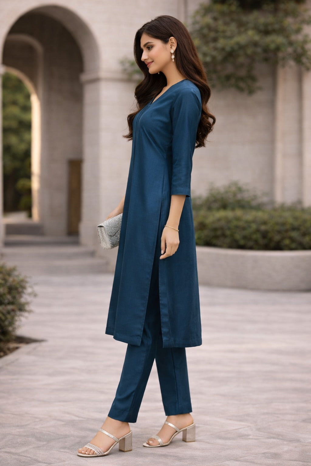 Elegant Emerald Green Straight Kurta Set for Women