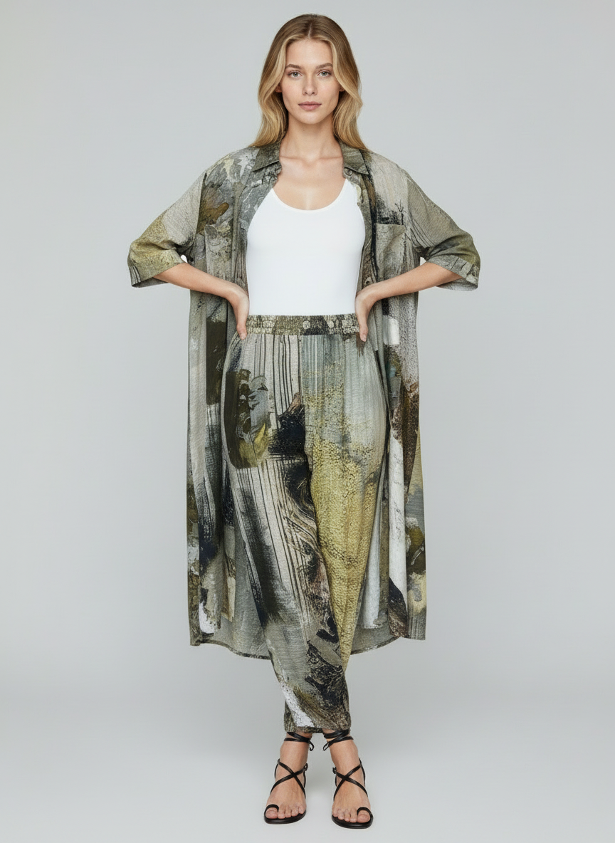 Laqayara Women Abstract Print Co-Ord Set with Long Shirt & Straight Pants