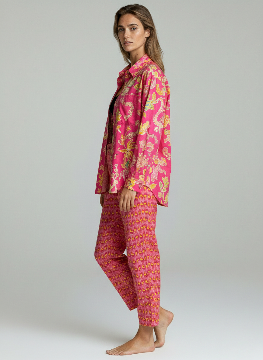 Women Pink Floral Printed Co-Ord Set with Shirt & Straight Pants – Stylish Casual Wear